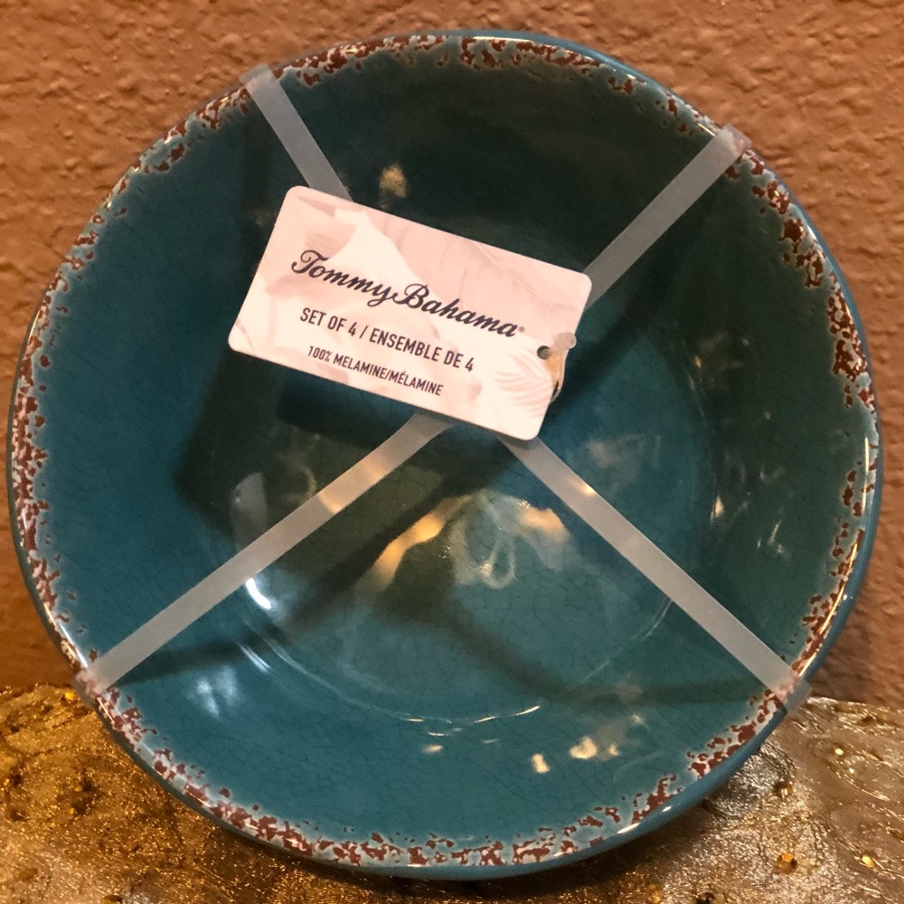 NWT Tommy Bahama Melamine Teal Crackle Bowls